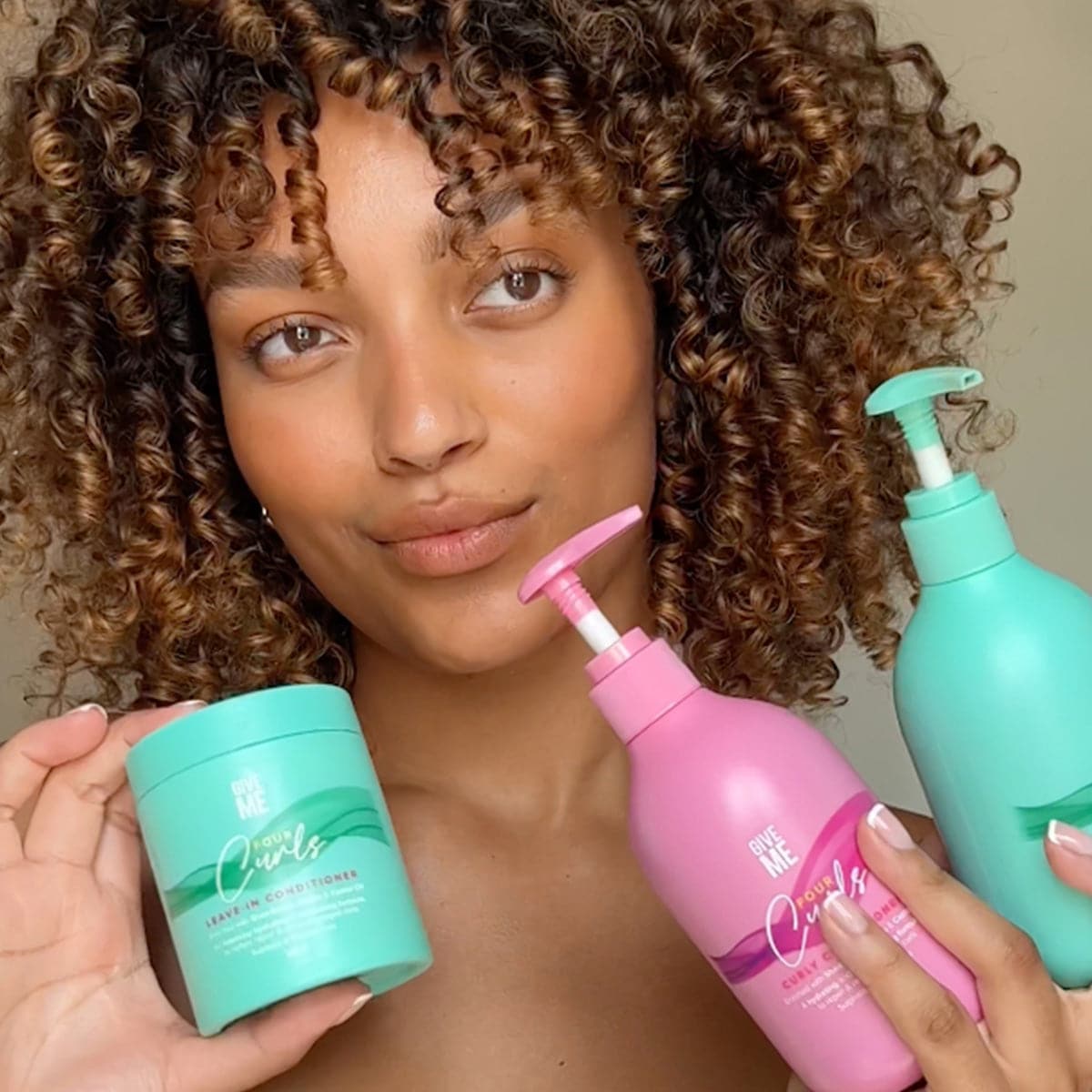 Four Curls Full Haircare Set - Give Me Cosmetics