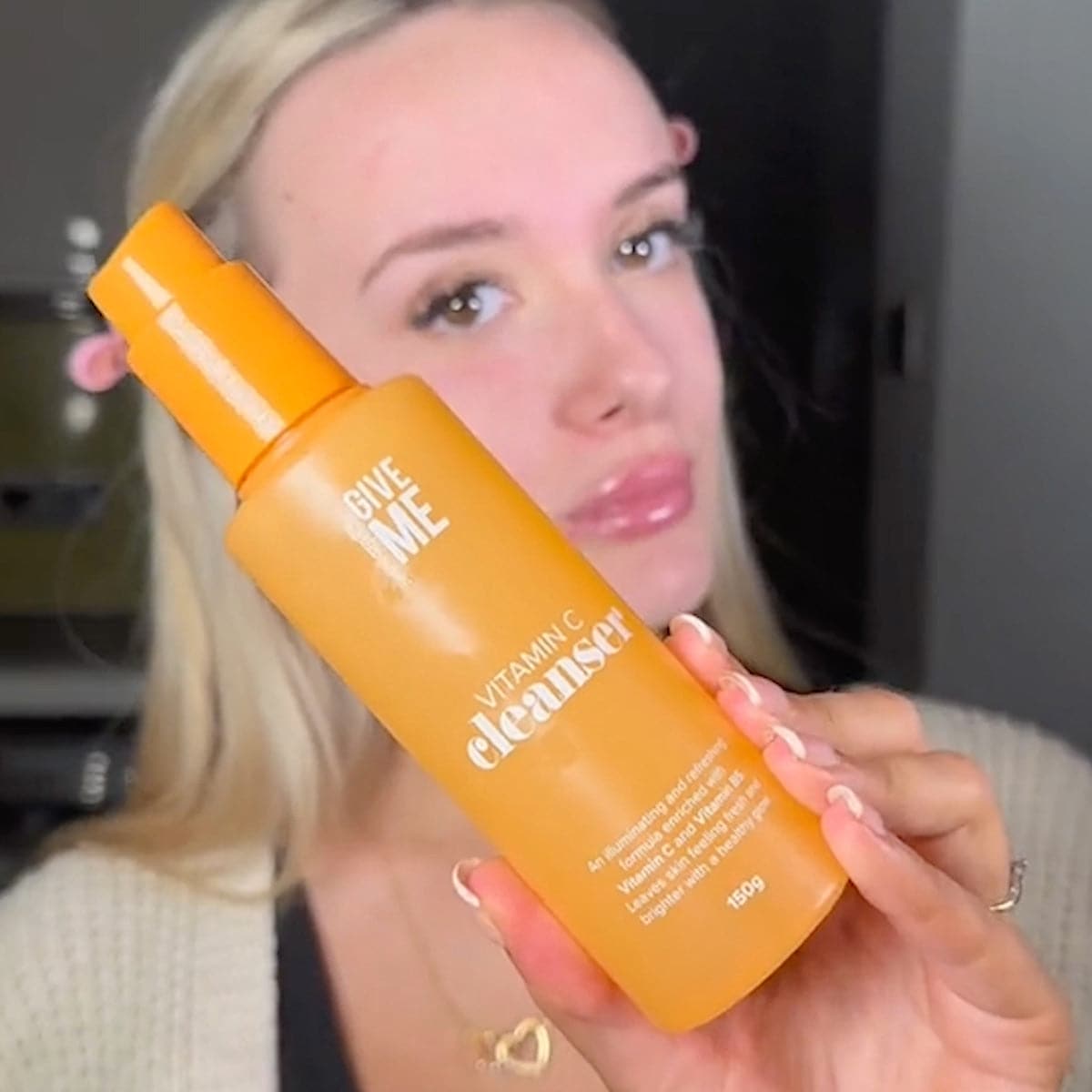 Vitamin C Illuminating Cleanser - Give Me Cosmetics